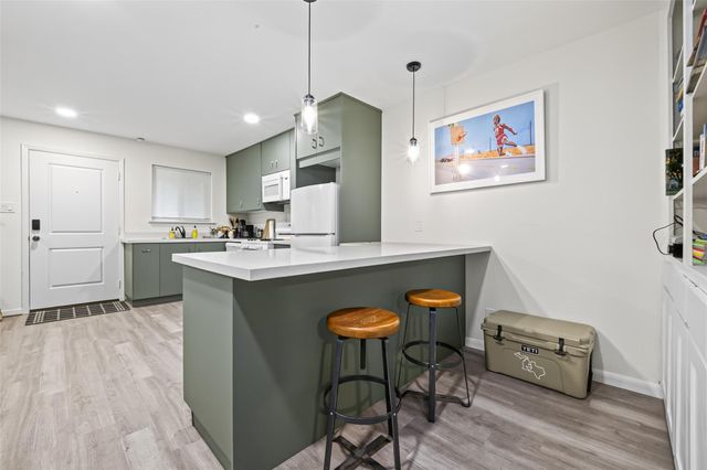 1217 Heights Boulevard 2, Houston, TX 77008