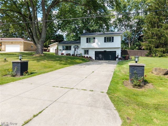 2664 Biscayne Drive, Akron, OH 44319