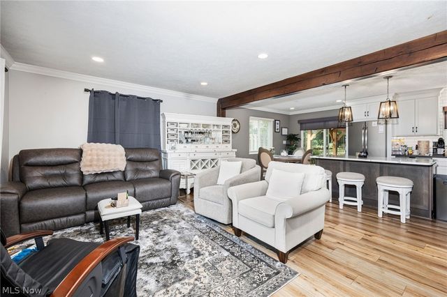 2664 Biscayne Drive, Akron, OH 44319