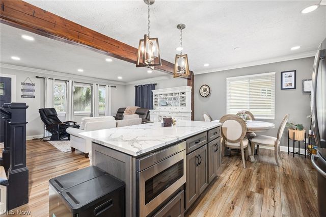 2664 Biscayne Drive, Akron, OH 44319