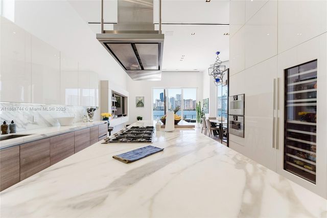 3916 Island Estates Dr 0, Aventura, FL 33160