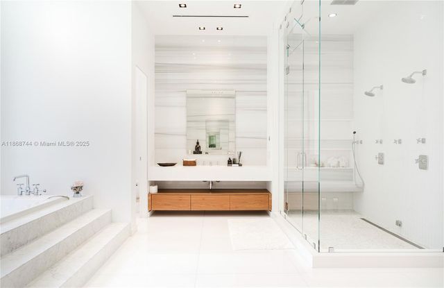 3916 Island Estates Dr 0, Aventura, FL 33160