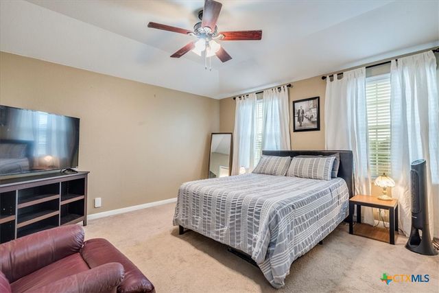 217 Adriana Lane, Hutto, TX 78634