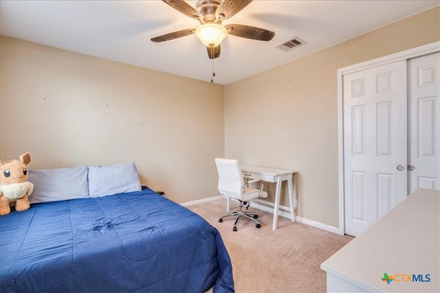 217 Adriana Lane, Hutto, TX 78634