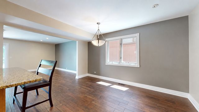 4327 WENONAH Avenue, Stickney, IL 60402