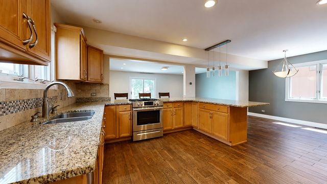 4327 WENONAH Avenue, Stickney, IL 60402