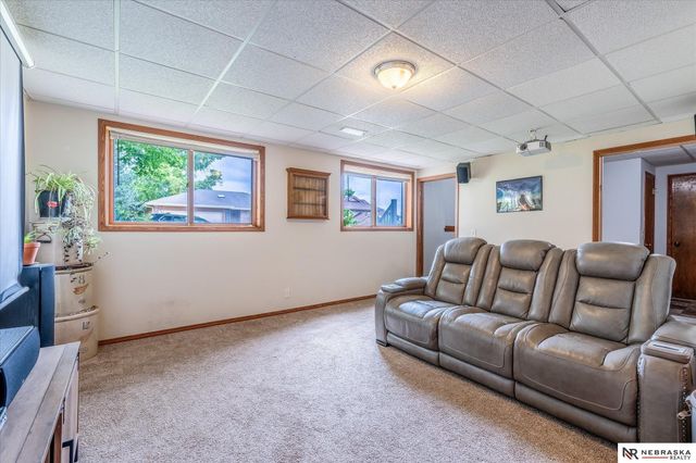 13918 Edna Street, Omaha, NE 68138