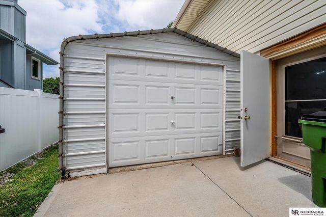 13918 Edna Street, Omaha, NE 68138