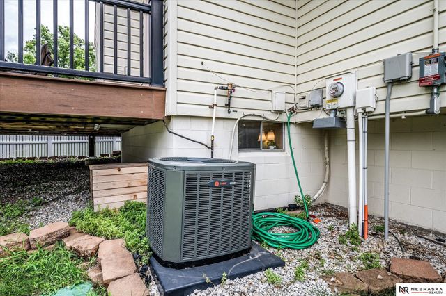 13918 Edna Street, Omaha, NE 68138