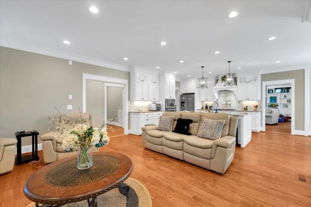 199 Wren School Road, Piedmont, SC 29673