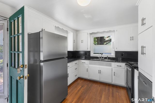 19 Armory Street, Hamden, CT 06517