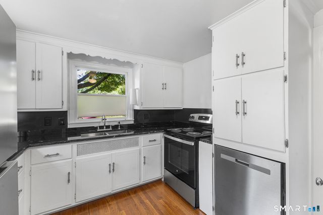 19 Armory Street, Hamden, CT 06517