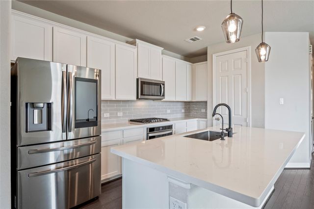 10430 Sherwin Pass Drive, Rosharon, TX 77583