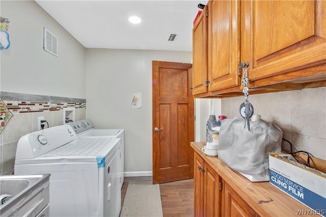 29 Churchill Street, Buffalo, NY 14207