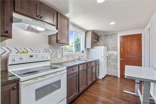 29 Churchill Street, Buffalo, NY 14207