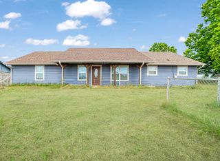 7487 Farm Road 905, Paris, TX 75462