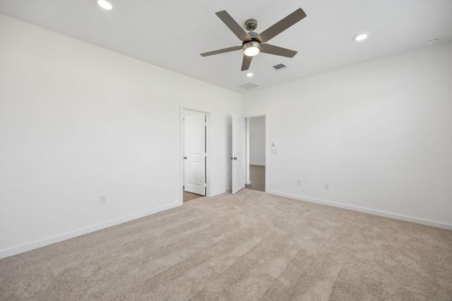 310 Ruby Ford Drive, Cove, TX 77523