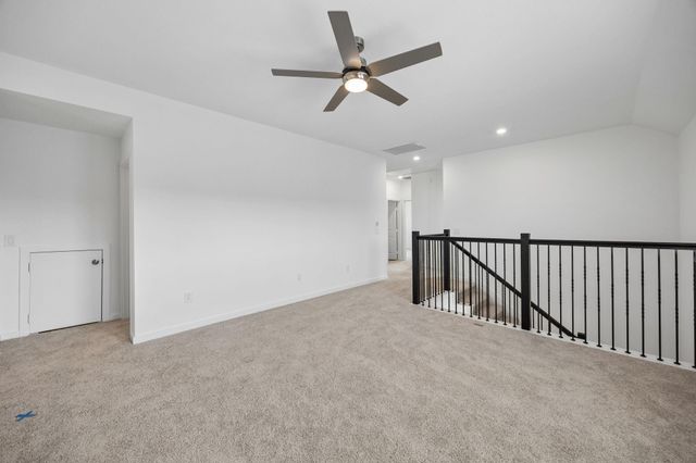310 Ruby Ford Drive, Cove, TX 77523
