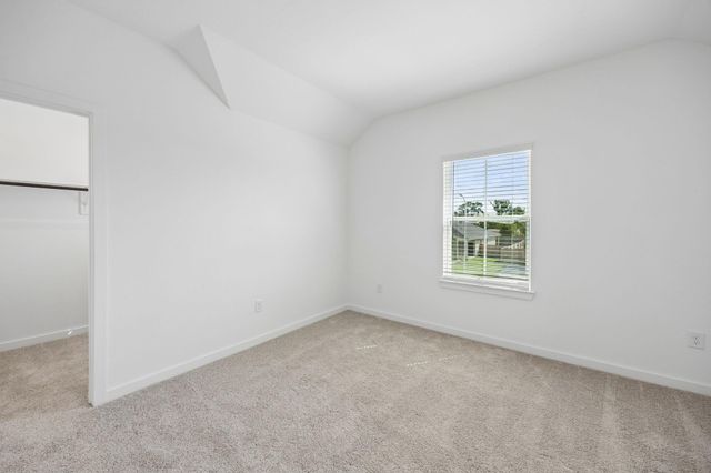 310 Ruby Ford Drive, Cove, TX 77523