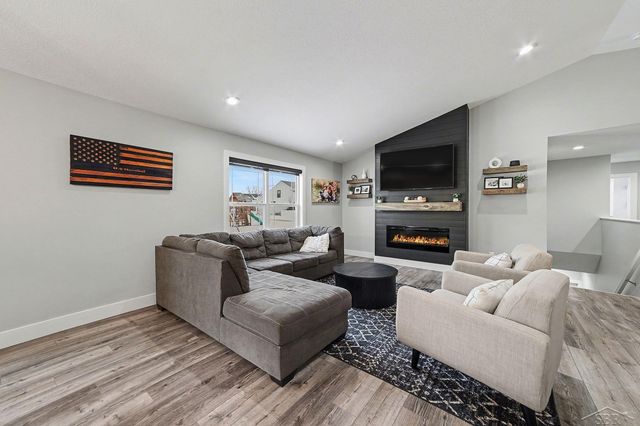 5840 Cotton Top Crest, Freeland, MI 48623