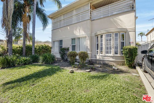 461 N Vista Street, Los Angeles, CA 90036