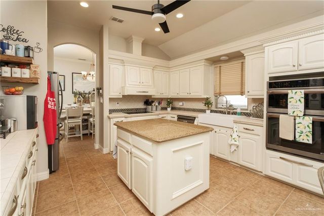 5713 Esperanza Court, Harlingen, TX 78552