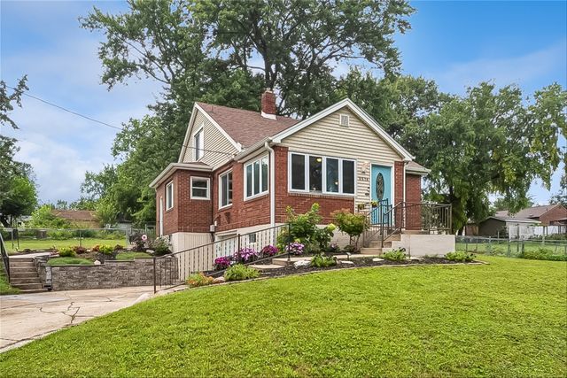 3516 Keyes Drive, Des Moines, IA 50315