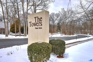 70 Putter Drive 211, Wallingford, CT 06492