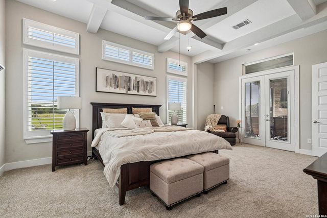209 ENGLEWOOD LN, Castroville, TX 78009