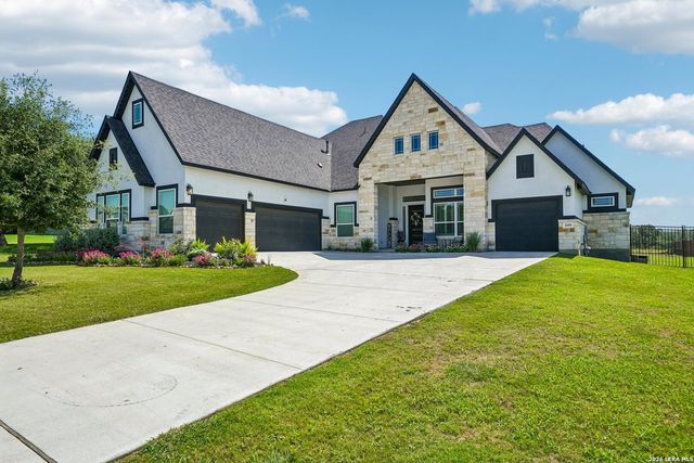 209 ENGLEWOOD LN, Castroville, TX 78009