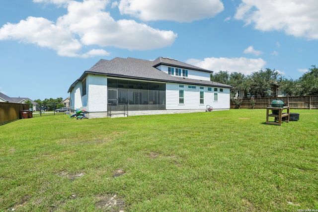 209 ENGLEWOOD LN, Castroville, TX 78009