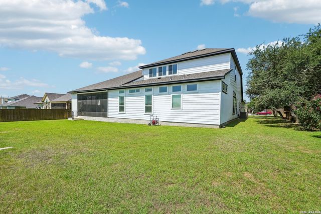 209 ENGLEWOOD LN, Castroville, TX 78009