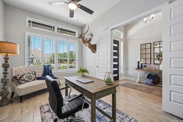 209 ENGLEWOOD LN, Castroville, TX 78009