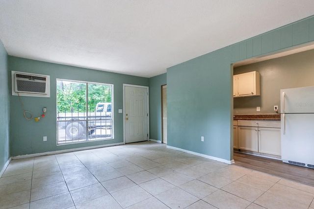 409 NE 11TH STREET, Gainesville, FL 32601