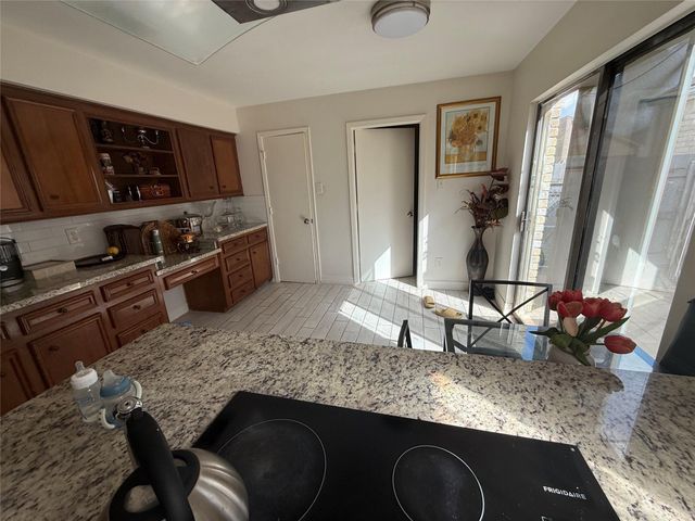 9603 Tarragon Lane, Houston, TX 77036