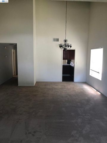 25 Pamplona, San Ramon, CA 94583