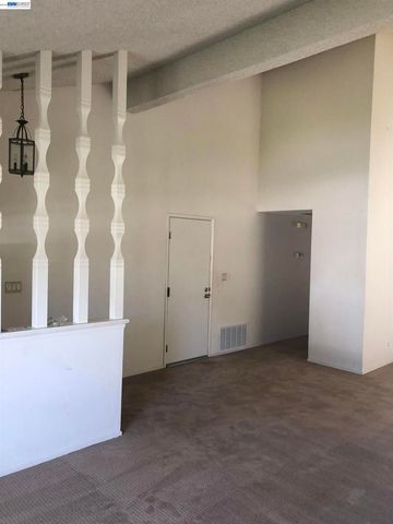 25 Pamplona, San Ramon, CA 94583