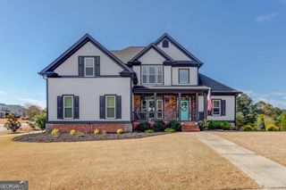 1005 Silver Thorne Drive, Loganville, GA 30052