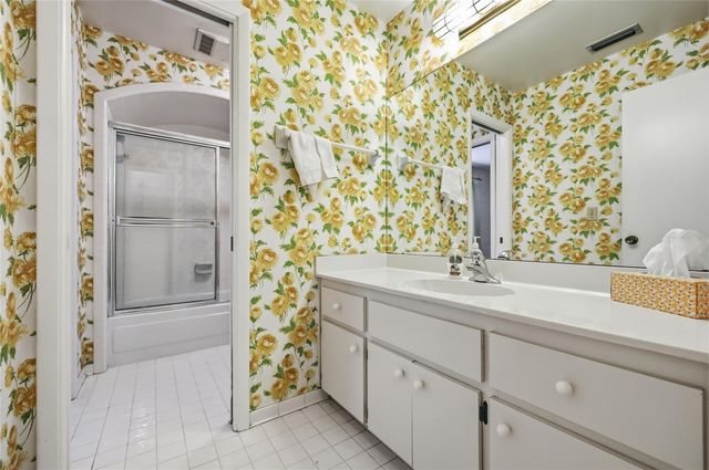 1352 ERROL PARKWAY, Apopka, FL 32712