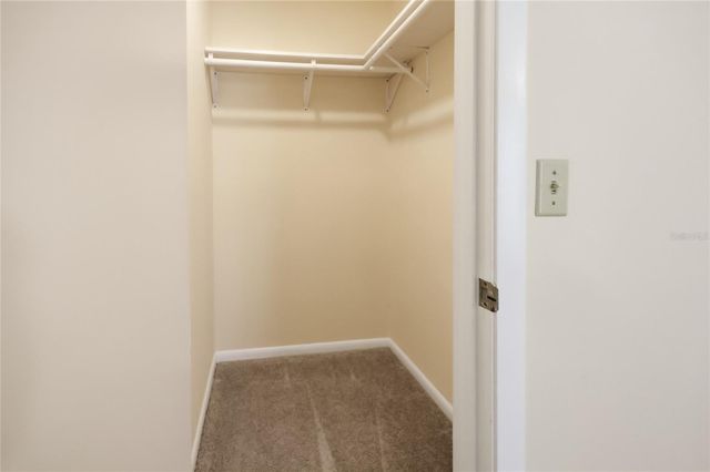 1352 ERROL PARKWAY, Apopka, FL 32712
