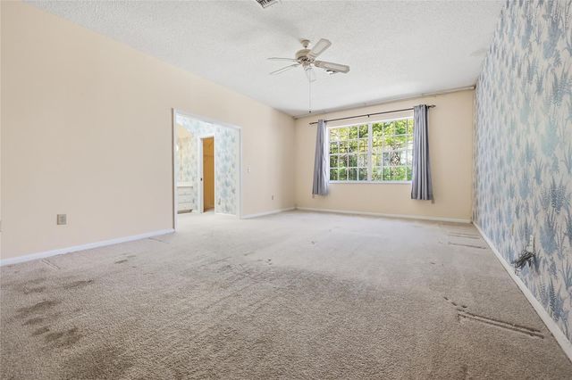 1352 ERROL PARKWAY, Apopka, FL 32712