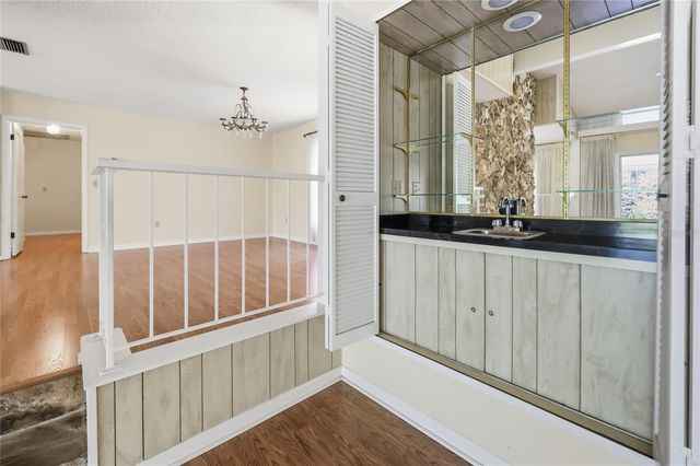 1352 ERROL PARKWAY, Apopka, FL 32712