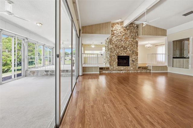 1352 ERROL PARKWAY, Apopka, FL 32712