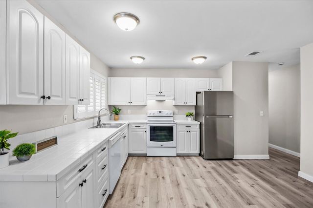 1673 SE Lyngate Drive, Port St. Lucie, Port St Lucie, FL 34952