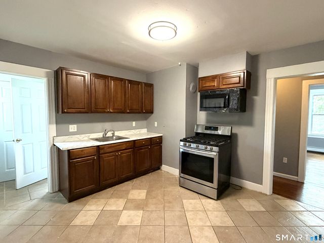14 Cerretta Street 2, Stamford, CT 06907