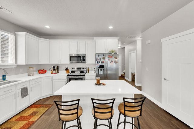 7082 W OROMIA VIEW DR, West Valley City, UT 84128