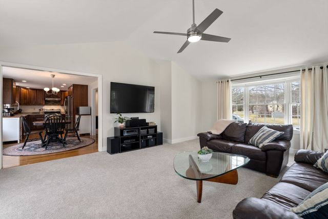 10 Wright Rd, Sudbury, MA 01776