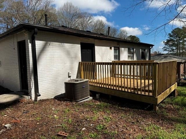 287 Banberry Drive, Atlanta, GA 30315