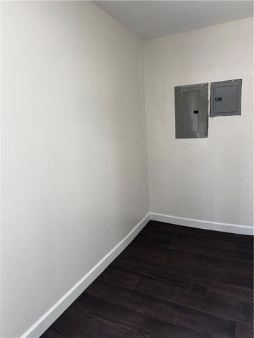 287 Banberry Drive, Atlanta, GA 30315