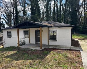 287 Banberry Drive, Atlanta, GA 30315